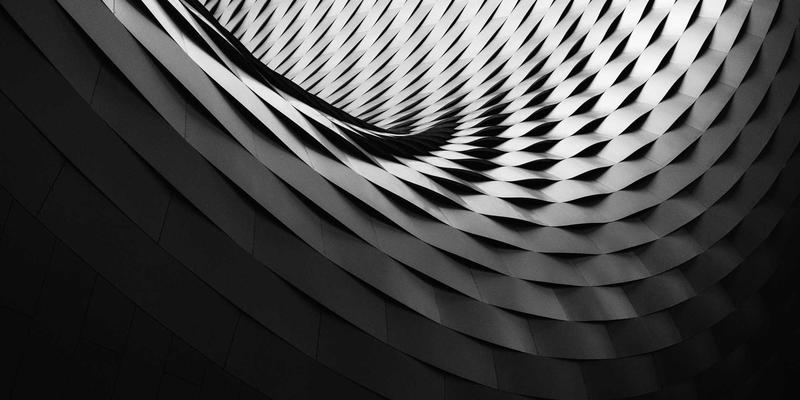 医美抗衰老新风尚：牙齿贴面、隐形矫正与微笑线设计，如何提升整体颜值与年轻态