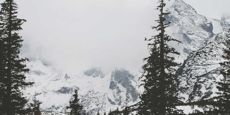 眼周年轻化全方案解析：从热玛吉眼周到肉毒素祛眼袋，皮肤管理与抗衰老的科学选择